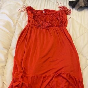 Coral colored flowy dress, size M